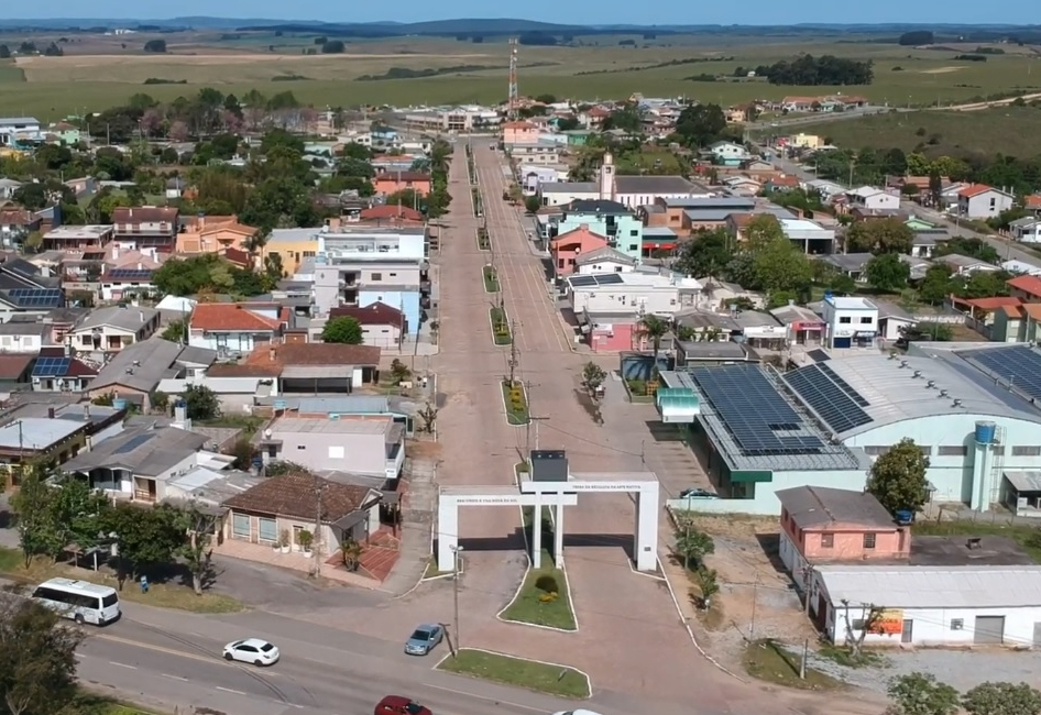 Legislativo e comunidade unidos! Câmara de Vila Nova do Sul participa pela 1ª vez do aniversário da cidade