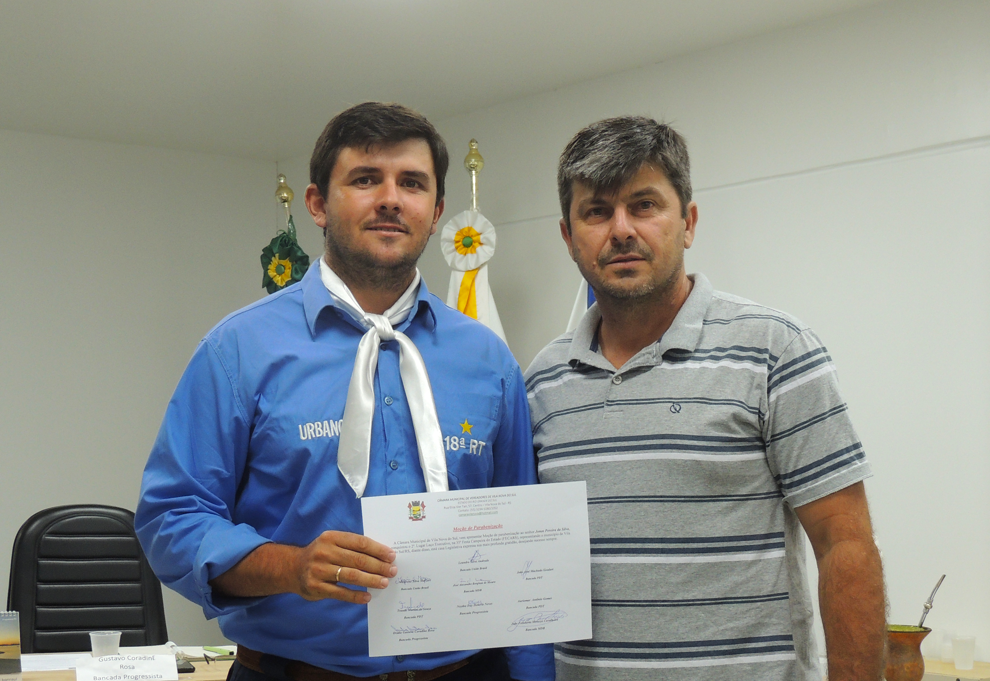 Câmara Municipal de Vila Nova do Sul Homenageia Laçadores por Conquista na FECARS