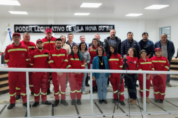 Bombeiros Voluntários são homenageados na Câmara de Vila Nova do Sul